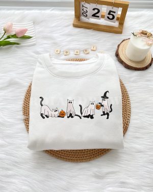 Cat Haloween – Embroidered Sweatshirt